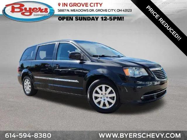 2013 Chrysler Town & Country for sale near Grove City, OH