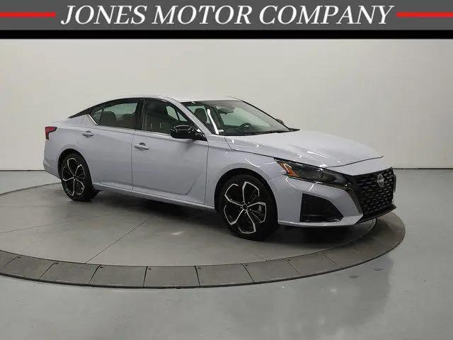 2024 Nissan Altima SR FWD for sale in Humboldt, TN
