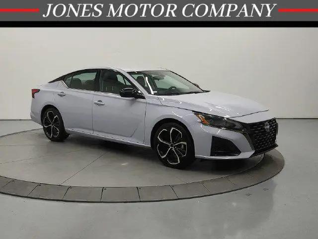 2024 Nissan Altima SR FWD for sale in Humboldt, TN