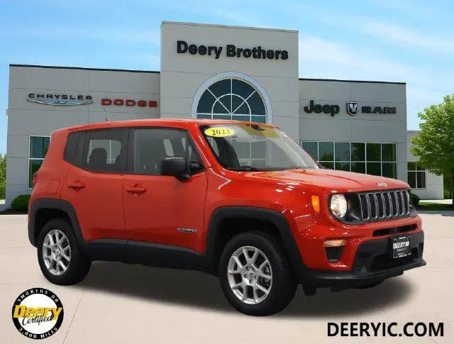 2023 Jeep Renegade Latitude 4x4 for sale in Iowa City, IA
