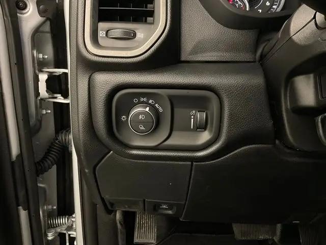 2026 Ram 2500 Tradesman Crew Cab 4x4 64 Box
