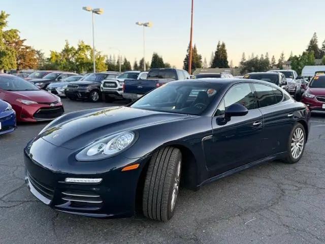 2014 Porsche Panamera 4