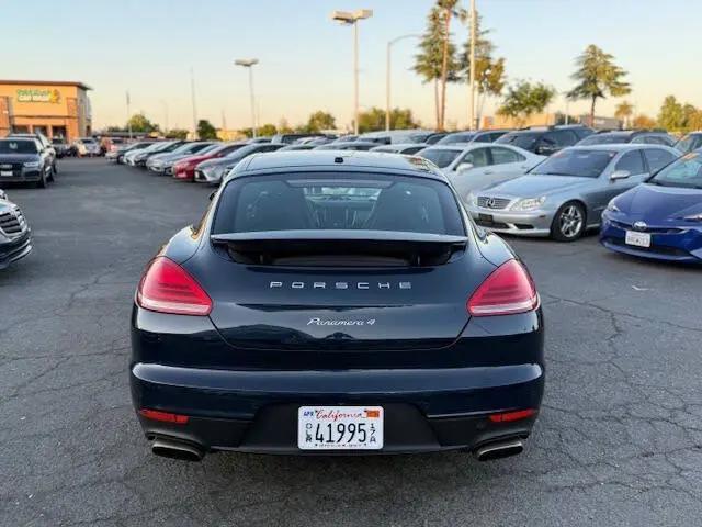 2014 Porsche Panamera 4