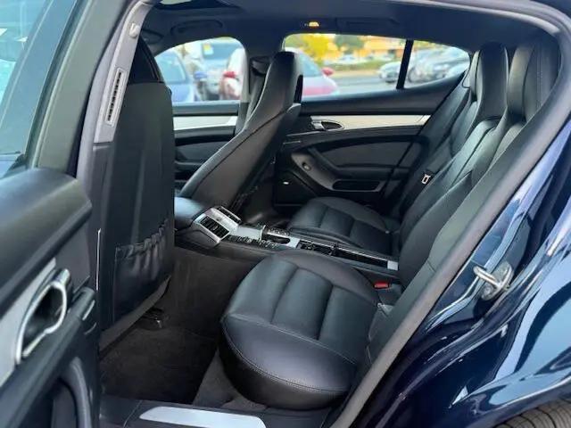 2014 Porsche Panamera 4