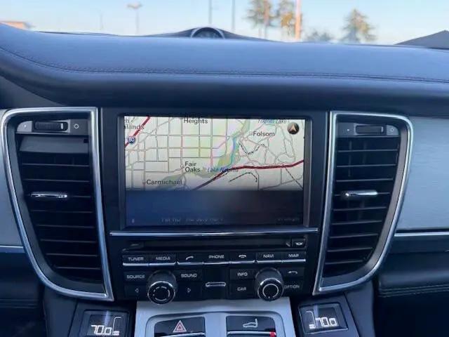 2014 Porsche Panamera 4