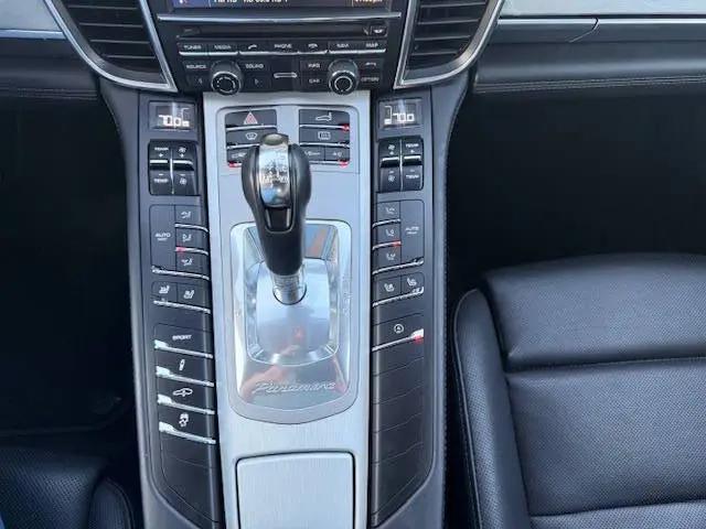 2014 Porsche Panamera 4