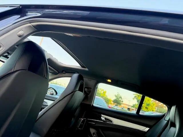 2014 Porsche Panamera 4