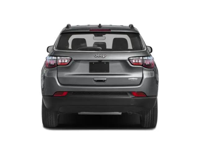 2022 Jeep Compass Latitude Lux 4x4