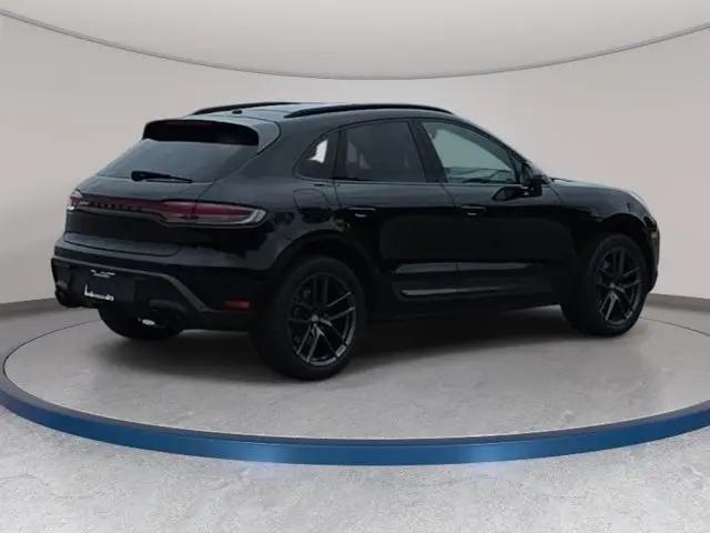 2023 Porsche Macan T