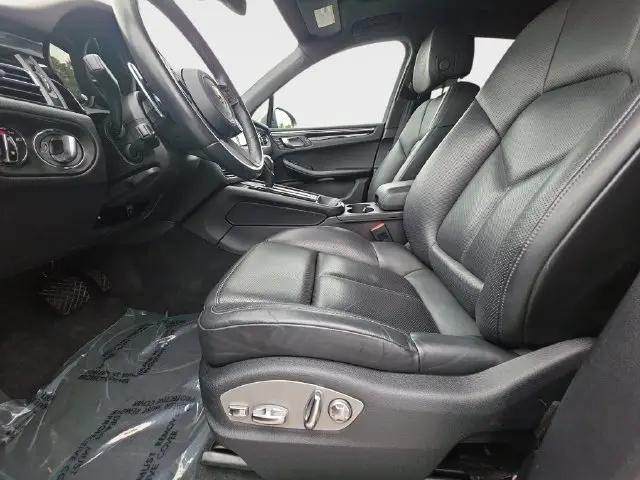 2023 Porsche Macan T
