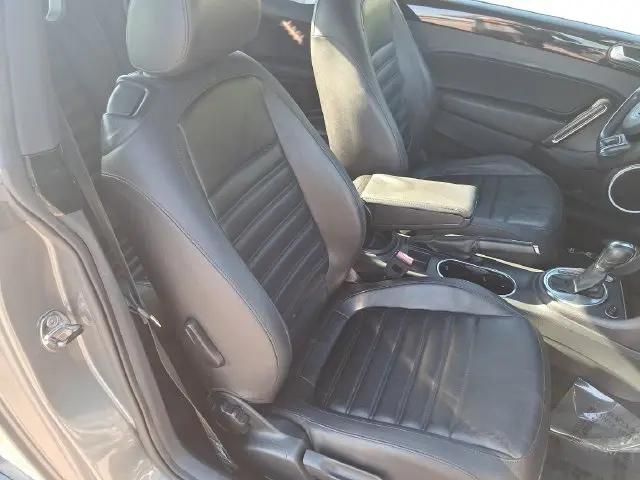 2012 Volkswagen Beetle 2.0T Turbo