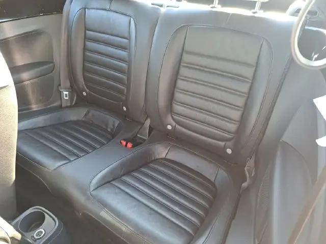 2012 Volkswagen Beetle 2.0T Turbo