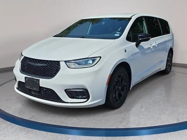 2024 Chrysler Pacifica Hybrid S Appearance Pkg for sale in Cary, NC