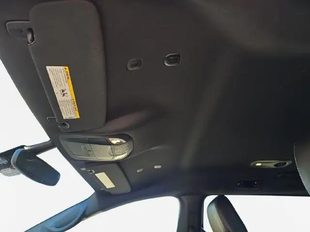 2024 Chrysler Pacifica Hybrid S Appearance Pkg