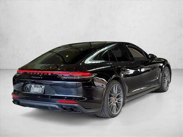 2023 Porsche Panamera 4 Platinum Edition