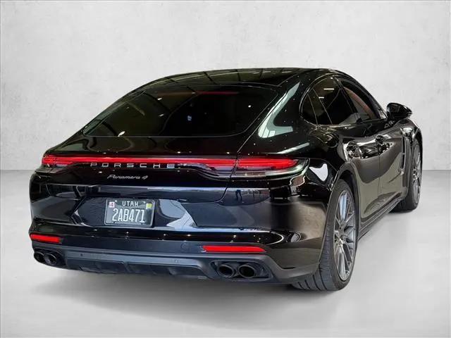 2023 Porsche Panamera 4 Platinum Edition