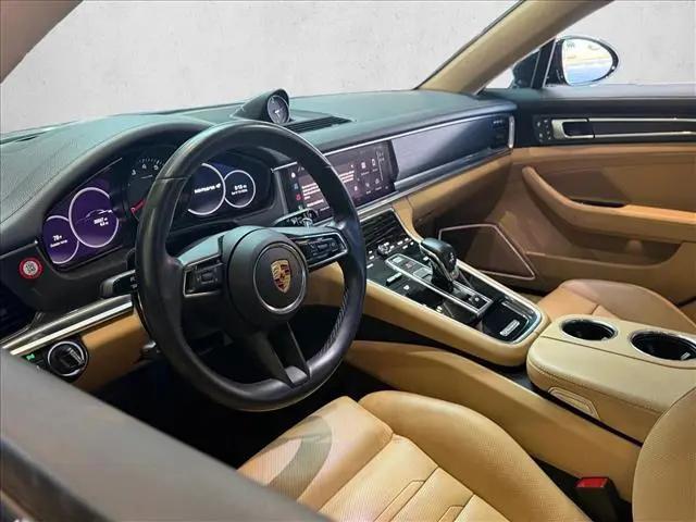 2023 Porsche Panamera 4 Platinum Edition