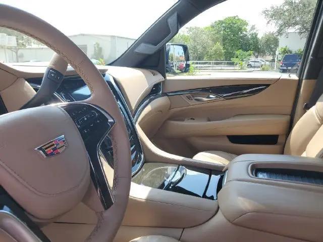 2020 Cadillac Escalade 4WD Platinum
