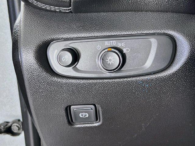 2025 Chevrolet Blazer AWD 2LT