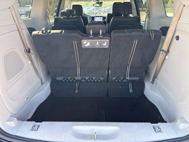 2021 Chrysler Pacifica Touring L AWD