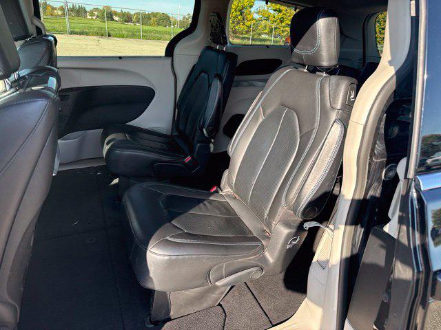 2021 Chrysler Pacifica Touring L AWD