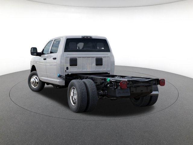 2026 RAM Ram 3500 Chassis Cab RAM 3500 TRADESMAN CREW CAB CHASSIS 4X4 60 CA 2026 RAM Ram 3500 Chassis Cab RAM 3500 TRADESMAN CREW CAB CHASSIS 4X4 60 CA