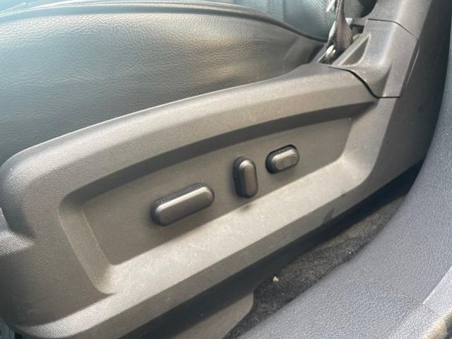 2013 Lincoln MKX Base