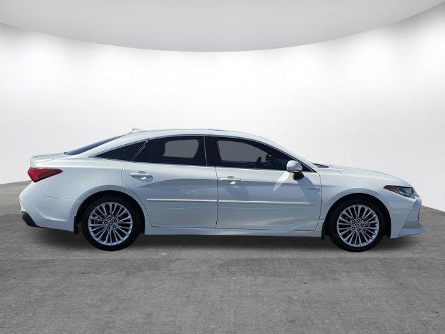 2021 Toyota Avalon Hybrid Limited