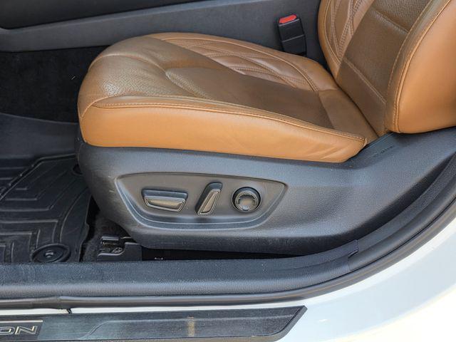2021 Toyota Avalon Hybrid Limited
