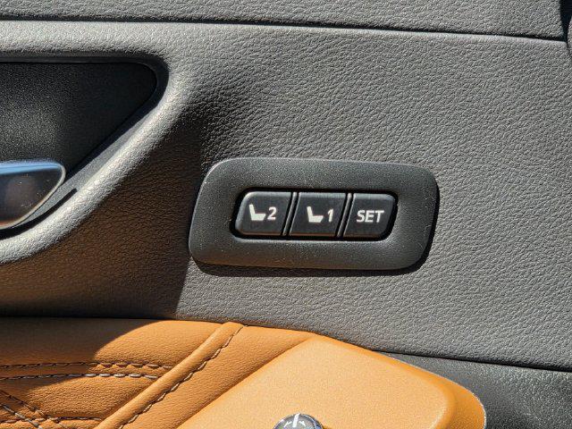 2021 Toyota Avalon Hybrid Limited
