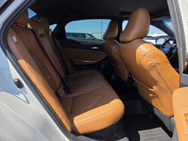 2021 Toyota Avalon Hybrid Limited