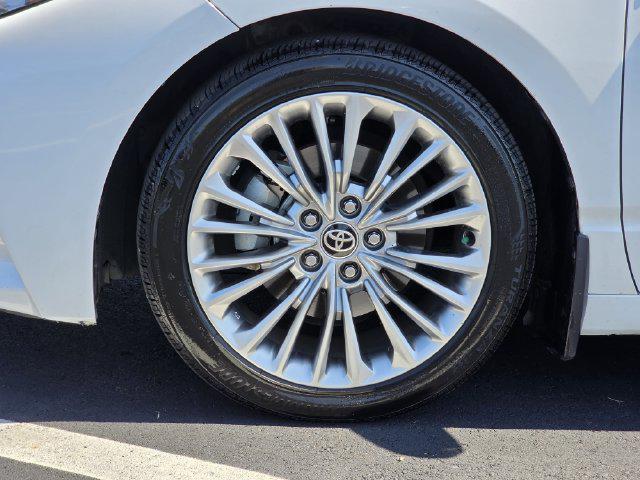 2021 Toyota Avalon Hybrid Limited