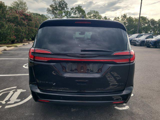 2025 Chrysler Pacifica Limited