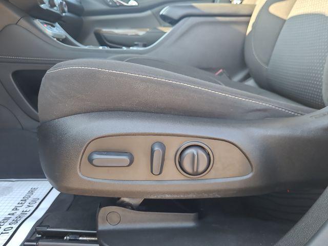 2023 GMC Acadia FWD SLE
