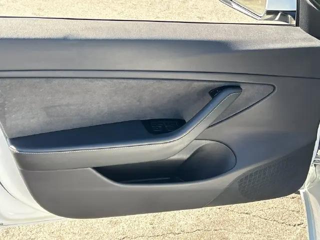 2019 Tesla Model 3 Performance