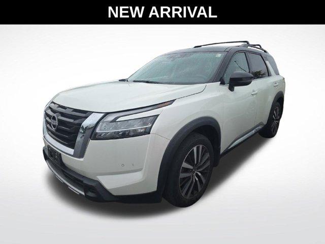 2024 Nissan Pathfinder Platinum 4WD for sale in Crystal Lake, IL
