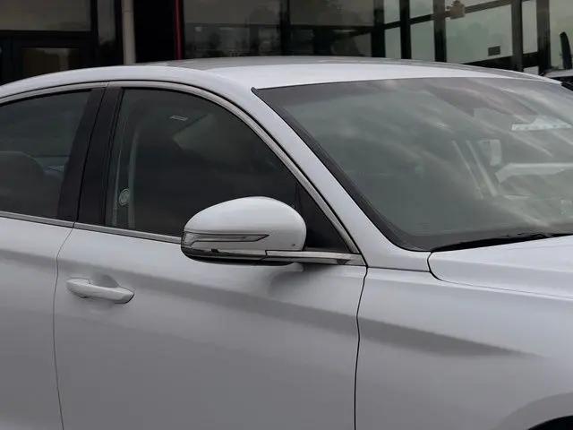 2025 Genesis G70 2.5T RWD