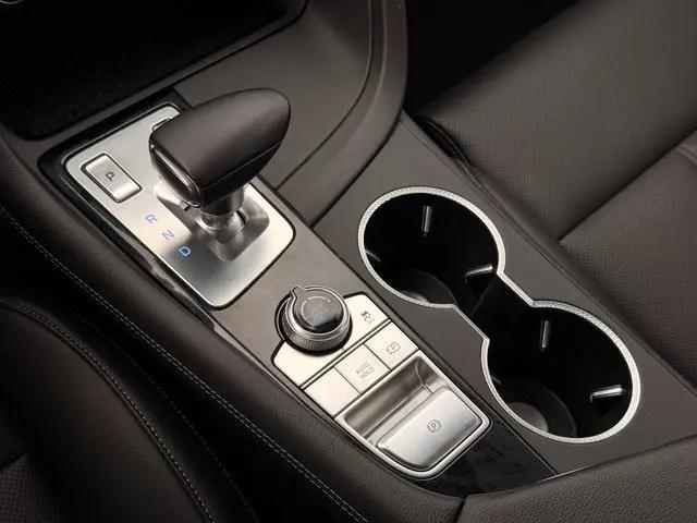 2025 Genesis G70 2.5T RWD