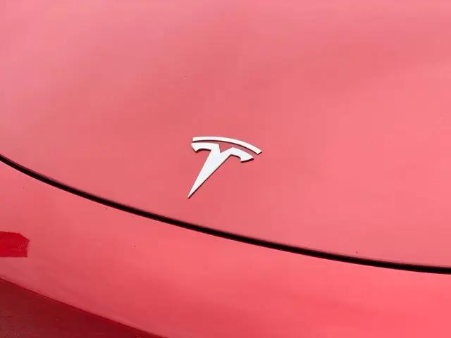 2018 Tesla Model 3 Performance