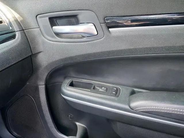 2023 Chrysler 300 300S