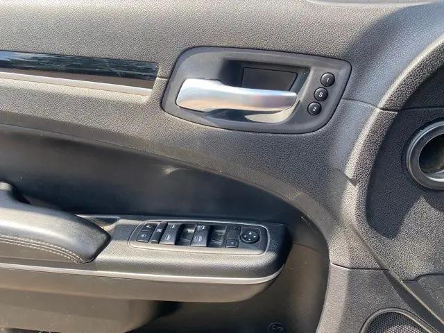 2023 Chrysler 300 300S