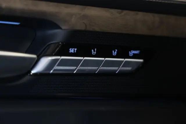 2021 Genesis G90 3.3T Premium RWD