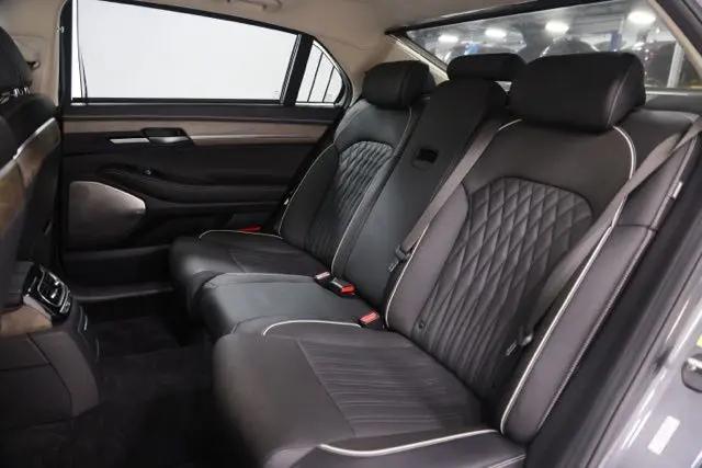 2021 Genesis G90 3.3T Premium RWD