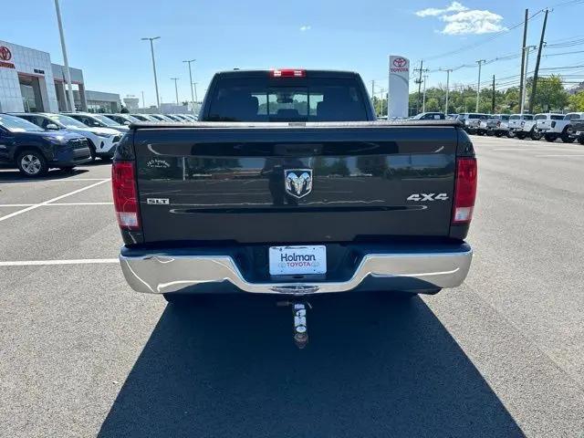 2017 Ram 1500 SLT Crew Cab 4x4 64 Box