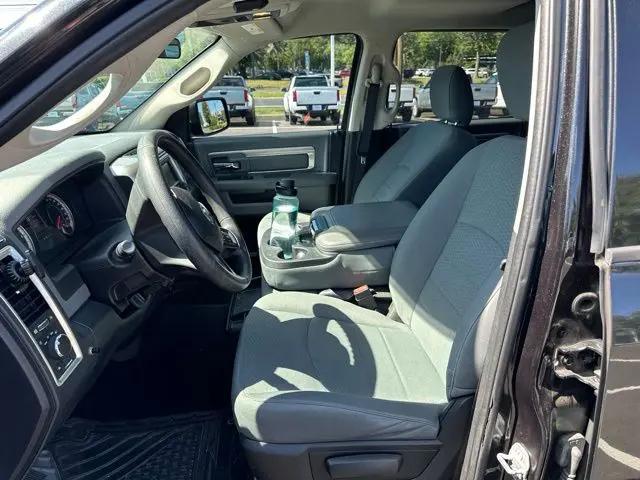 2017 Ram 1500 SLT Crew Cab 4x4 64 Box