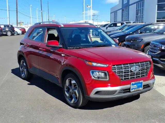 2025 Hyundai Venue SEL for sale in Springfield, IL