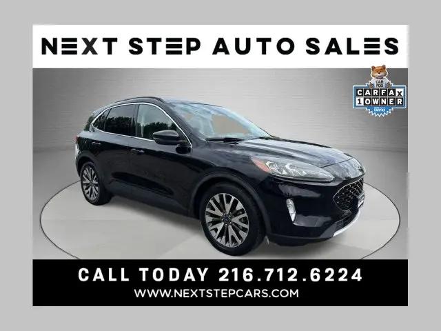 2020 Ford Escape Titanium Hybrid for sale in Kirtland, OH