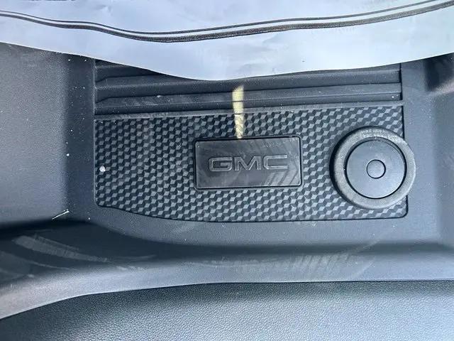 2027 GMC Acadia FWD Elevation