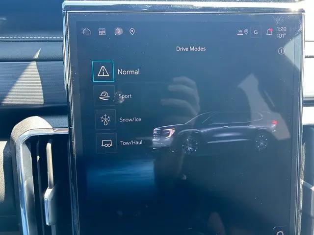 2027 GMC Acadia FWD Elevation
