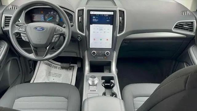 2023 Ford Edge SE